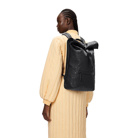 ROLLTOP RUCKSACK W3 HOUSE ART.13320 RAINS SCHWARZ