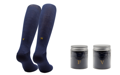 BLAUE HERRENSOCKEN MIT SENFGRAUEN INITIALEN - GRÖSSE 40/45 -T- 134-0-T EINZELNE SOCKEN