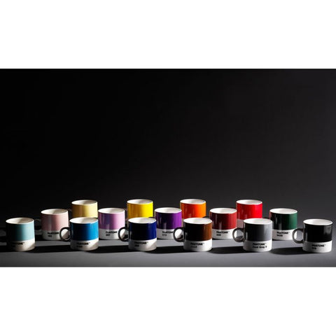 PANTONE 101040012 COPENHAGEN DESIGN GELBE TASSE