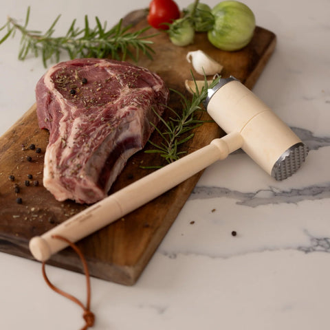 MEAT TENDERIZER AND THERMOMETER GEN779UK GENTLEMEN'S HARDWARE