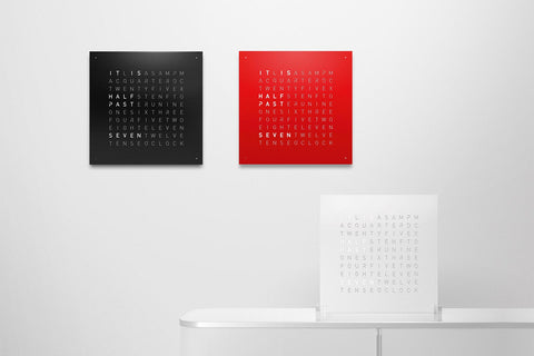 QLOCKTWO CLASSIC 45X45 QT4 ROTES PANEL