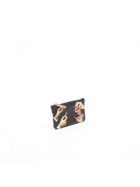PU BEDRUCKTES FEDERMÄPPCHEN TOILETTENPAPIER LIPPENSTIFTE SCHWARZ SELETTI ART. 02514