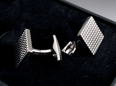 Manschettenknöpfe mit quadratischem Diamantkopf 05568 ST DUPONT SILBER