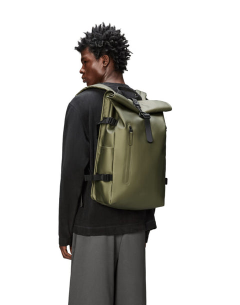 ROLLTOP LARGE W3 REVEL RUCKSACK ART. 14590 RAINS GRÜN