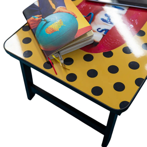 SCHEISSE TABLETT 56X38 19022 SELETTI GELB