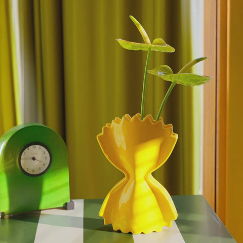 VASO PASTA YELLOW FLUID MARKET