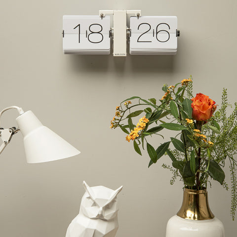 Flip Clock Uhr ohne Gehäuse matt 36 x 8,5 x 14 cm Box 32 KA5602WH Karlsson weiß