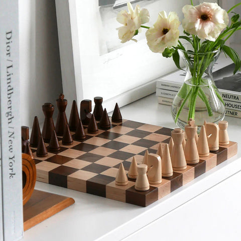 WOOD CHESS THE MINIMALIST PRINTWORKS ART. PW00766