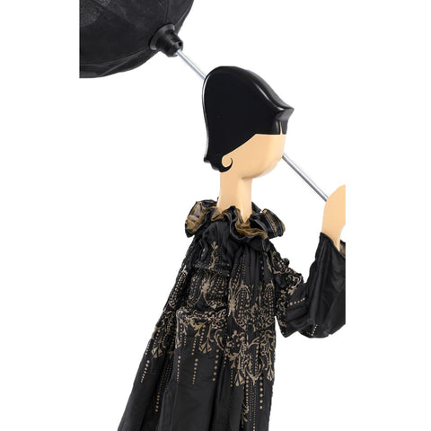 Big Dress Genevieve Lampe mit schwarzem Lampenschirm, Skitso Black