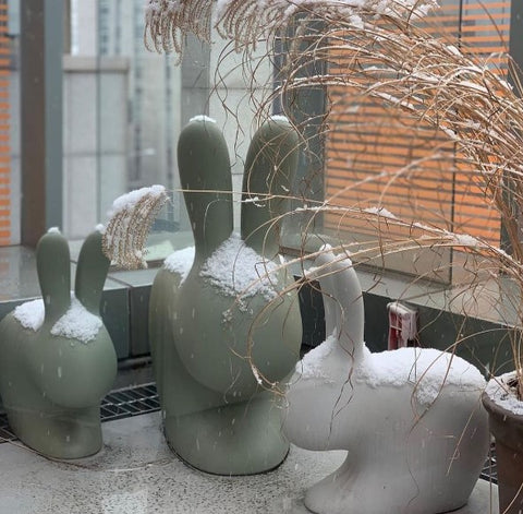 RABBIT CHAIR QEEBOO BALSAM GREEN