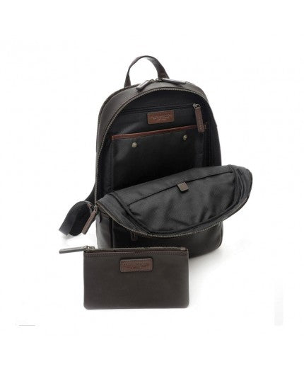 RUNDER MITTELGROSSER RUCKSACK AUS TECHNISCHEM LEDER, DUNKELBRAUN, ART. 309181U254