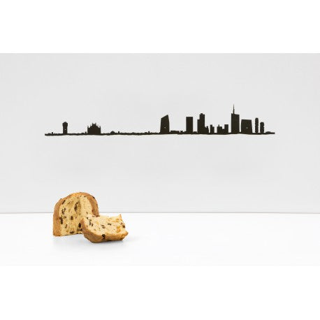 THELINE MILAN PROFILE