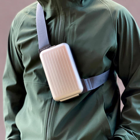HANDYTASCHE &amp; GELDBÖRSE OGON DESIGN SILBER